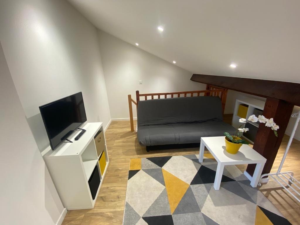 Studio Renove Proche Palais Des Sports Гренобъл Екстериор снимка